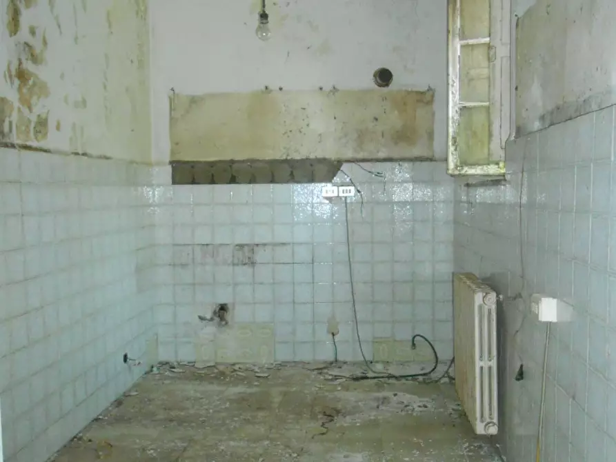 Immagine 21 di Rustico / casale in vendita  in via della pieve a Capannori