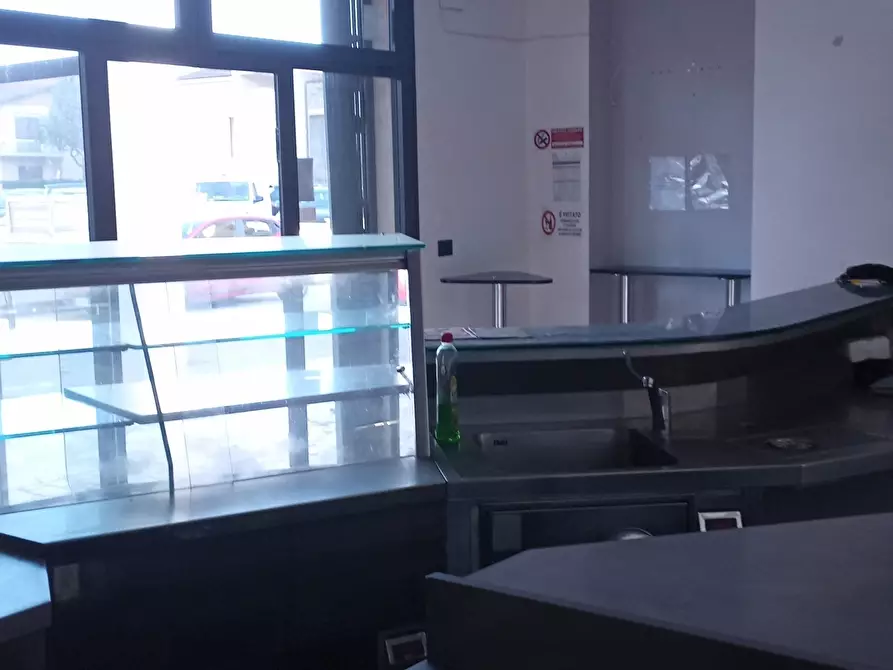 Immagine 2 di Bar / Ristorante in affitto  a Camaiore