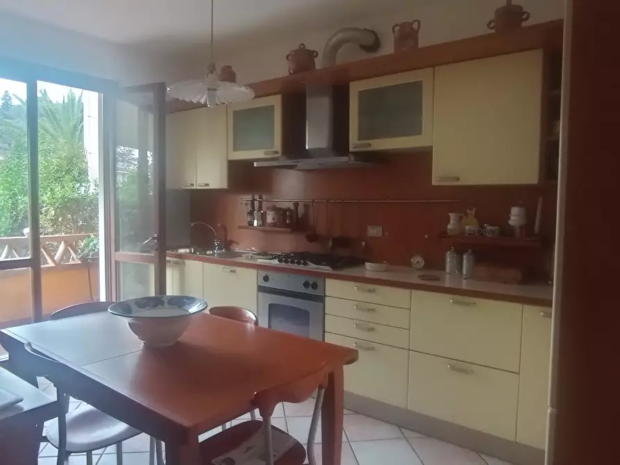 Immagine 3 di Casa semindipendente in vendita  a Massarosa