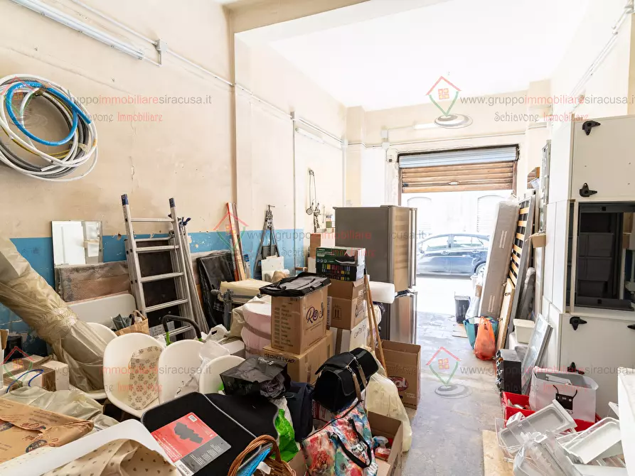 Immagine 9 di Garage in vendita  a Siracusa