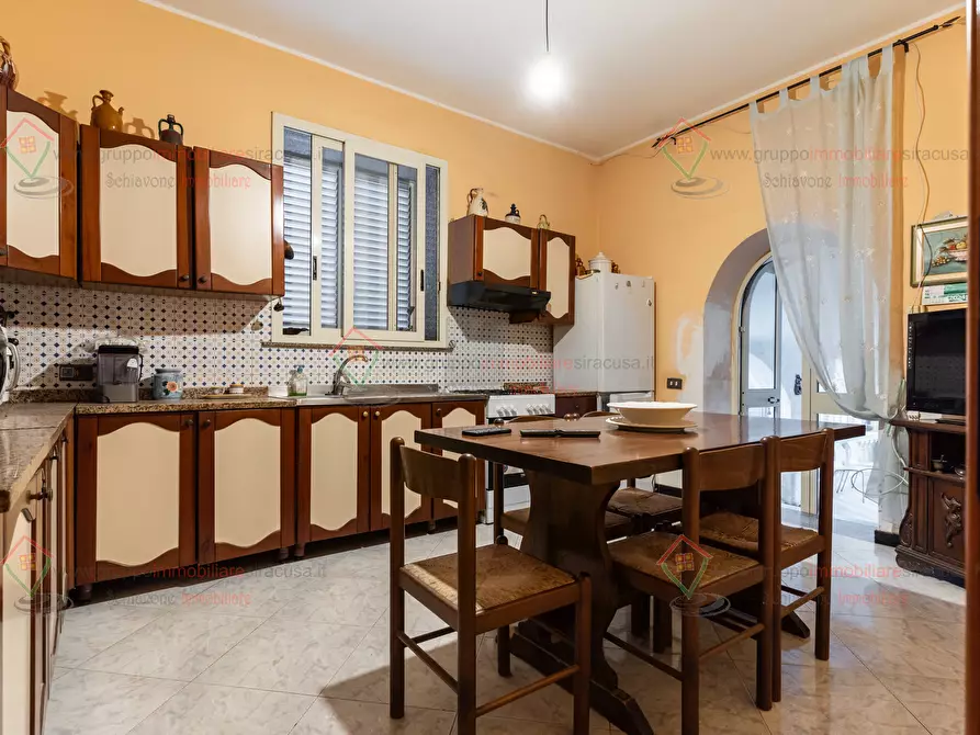 Immagine 3 di Appartamento in vendita  a Siracusa