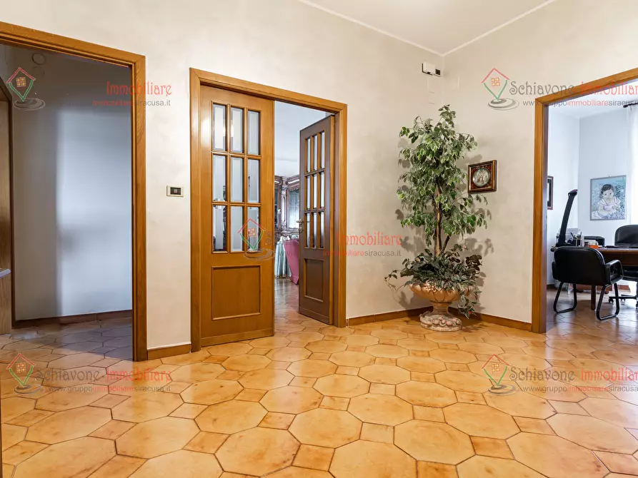 Immagine 4 di Appartamento in vendita  a Siracusa
