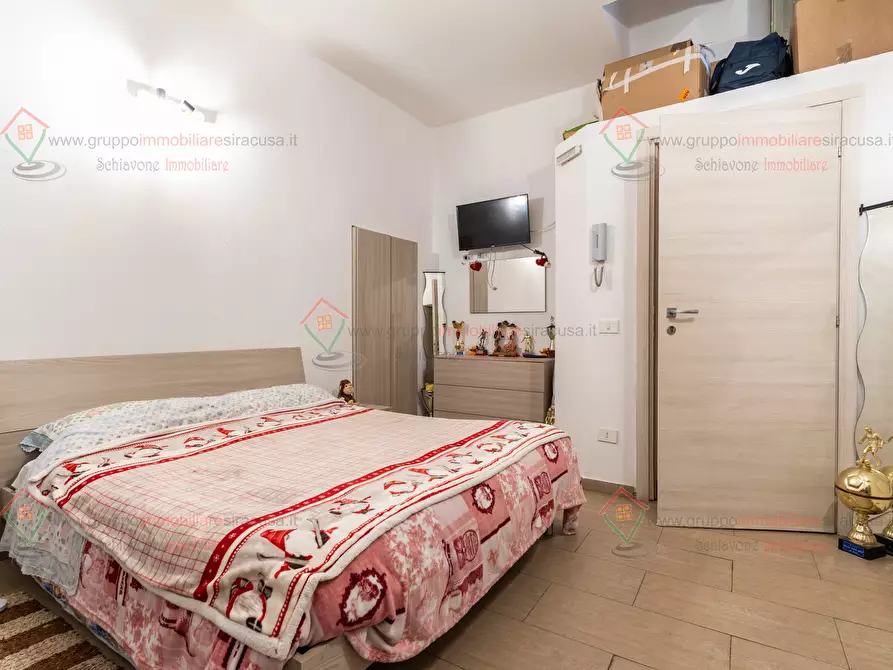 Immagine 18 di Trilocale in vendita  a Siracusa