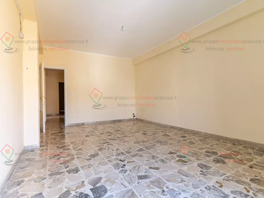 Immagine 14 di Quadrilocale in vendita  a Siracusa
