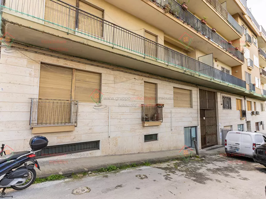 Immagine 9 di Ufficio in vendita  a Siracusa