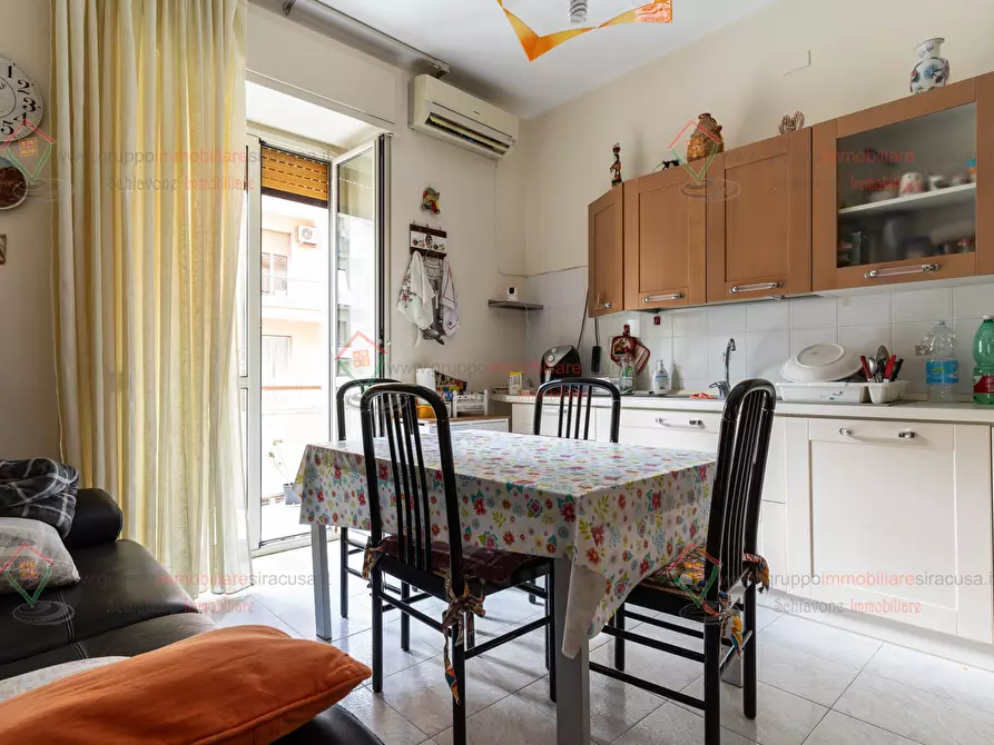Immagine 1 di Quadrilocale in vendita  a Siracusa