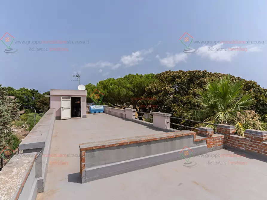 Immagine 28 di Villa in vendita  a Siracusa