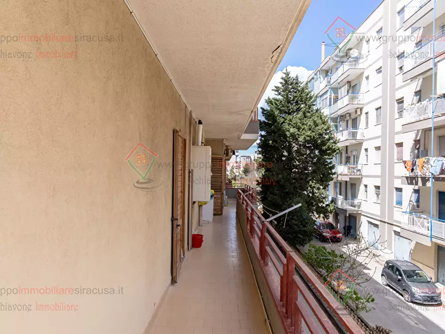 Immagine 19 di Trilocale in vendita  a Siracusa