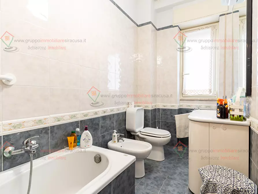 Immagine 16 di Pentalocale in vendita  a Siracusa