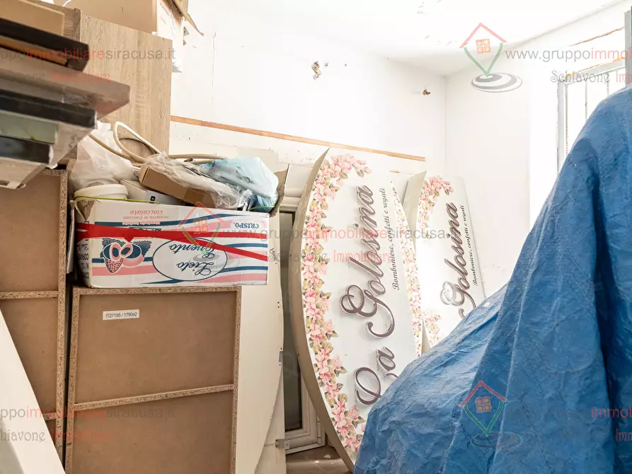 Immagine 21 di Casa indipendente in vendita  a Siracusa