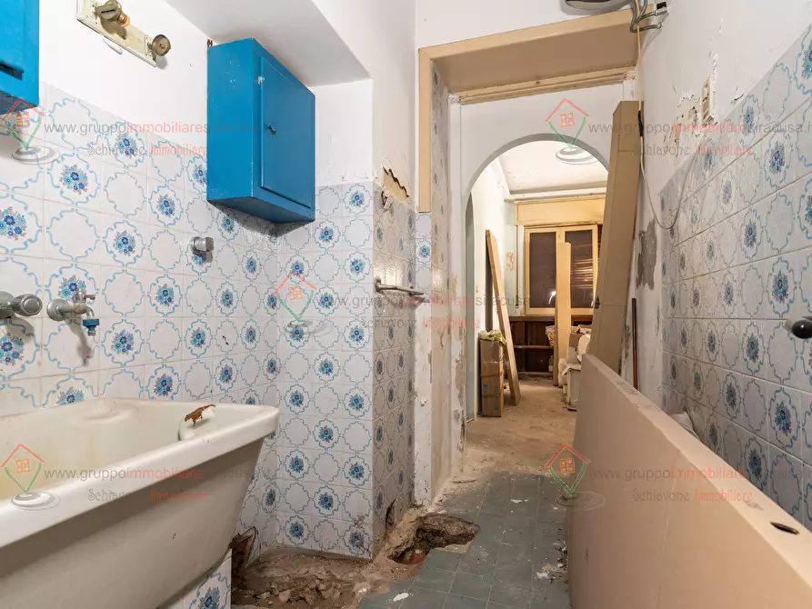 Immagine 12 di Pentalocale in vendita  a Siracusa