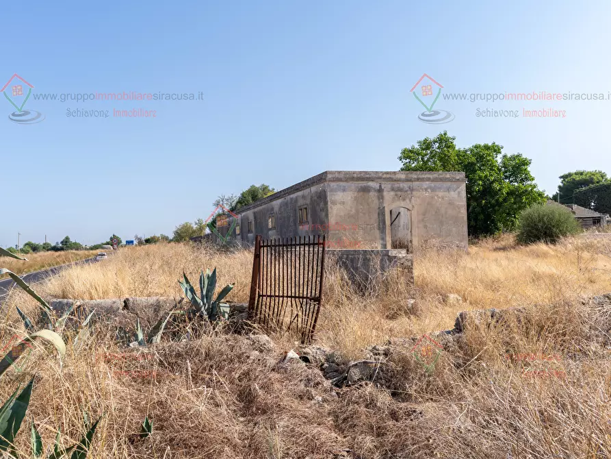Immagine 23 di Rustico / casale in vendita  a Siracusa
