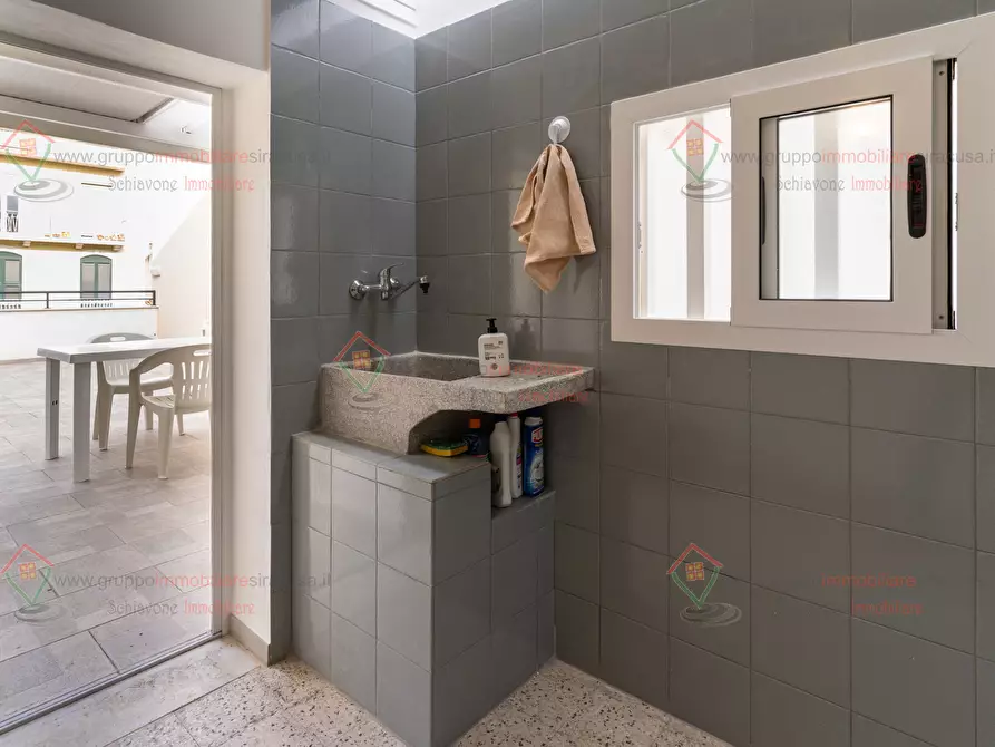 Immagine 18 di Casa indipendente in affitto  a Siracusa