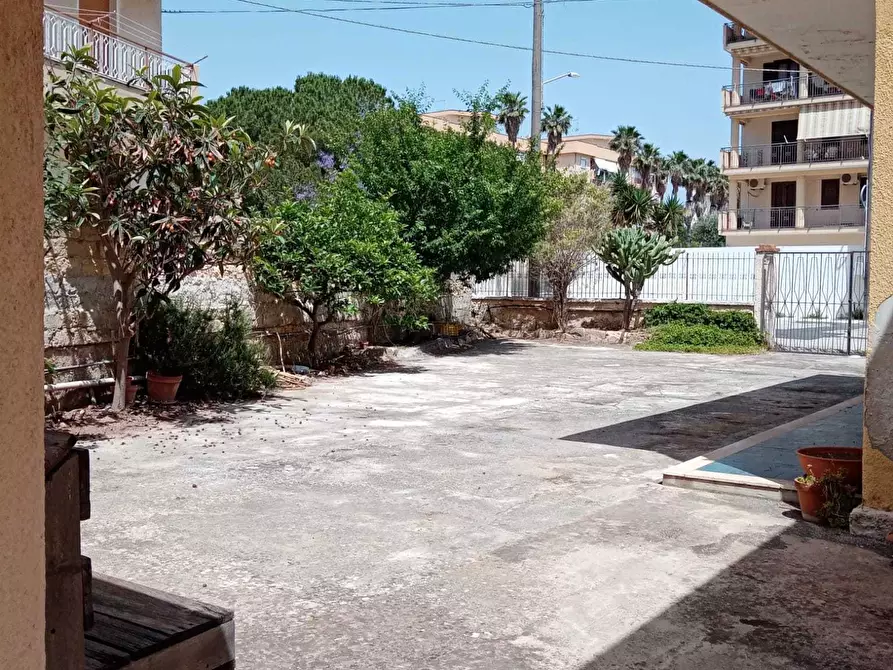 Immagine 60 di Terratetto in vendita  a Siracusa