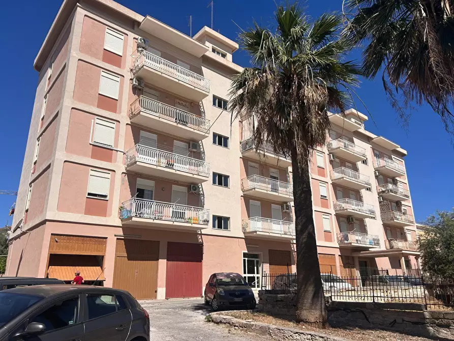 Immagine 1 di Trilocale in vendita  a Siracusa