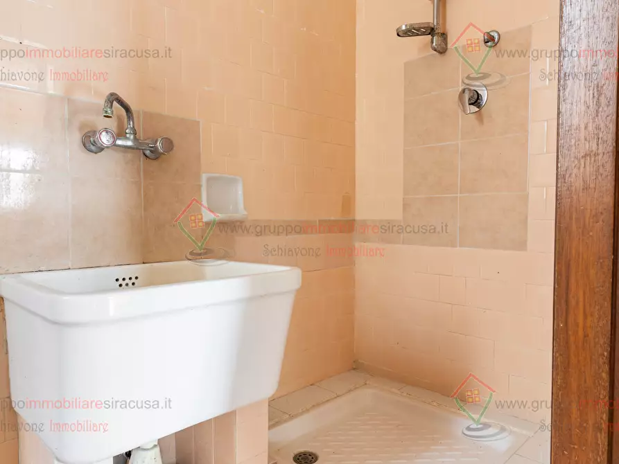 Immagine 16 di Appartamento in vendita  a Siracusa