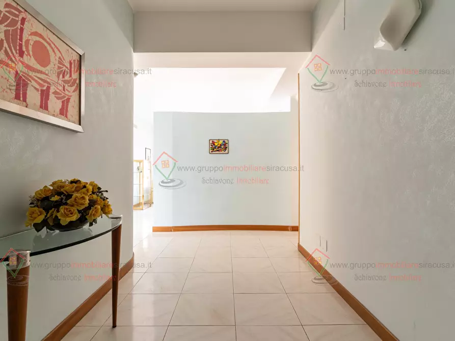 Immagine 4 di Pentalocale in vendita  a Siracusa