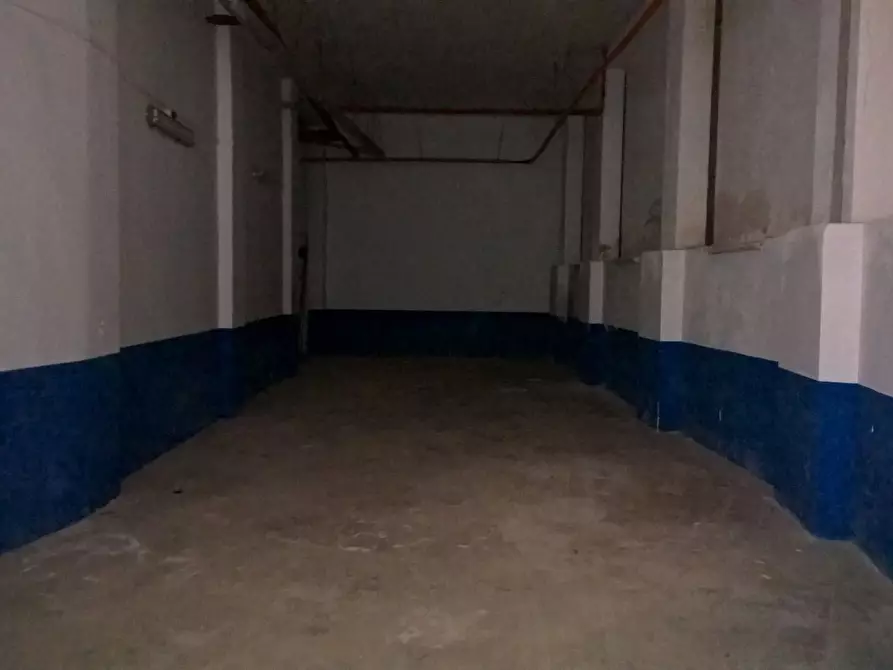 Immagine 2 di Magazzino in vendita  a Siracusa