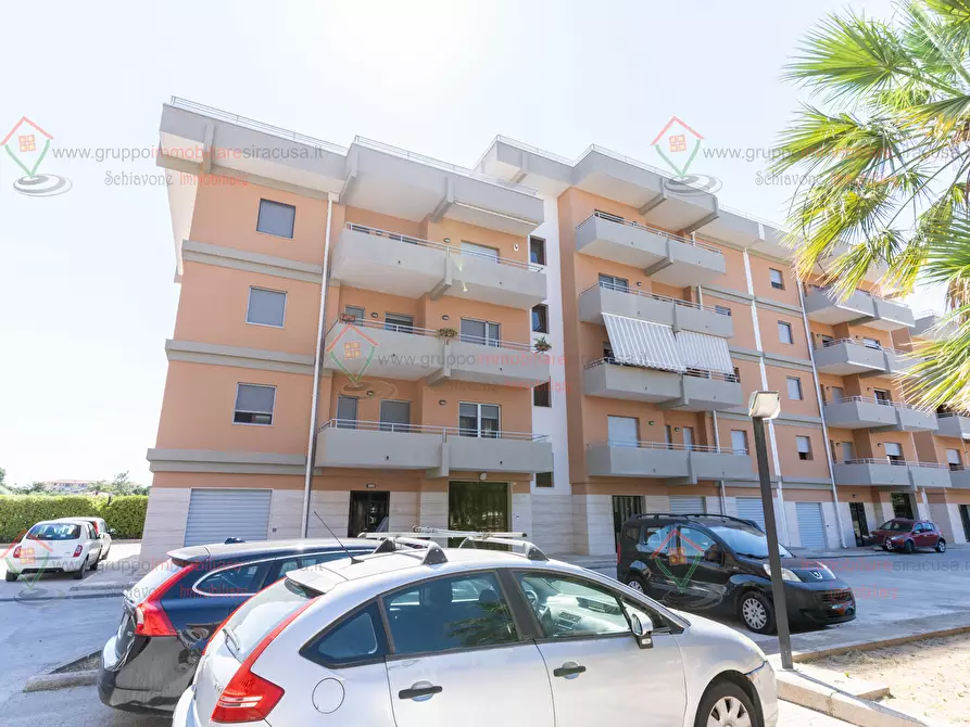 Immagine 29 di Pentalocale in vendita  a Siracusa