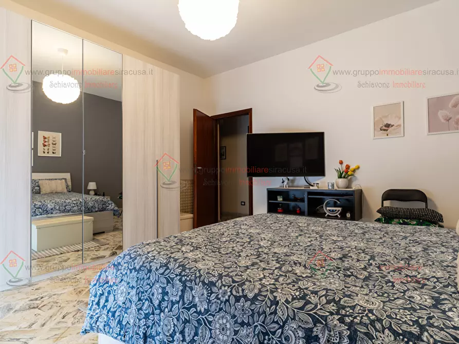 Immagine 13 di Pentalocale in vendita  a Siracusa