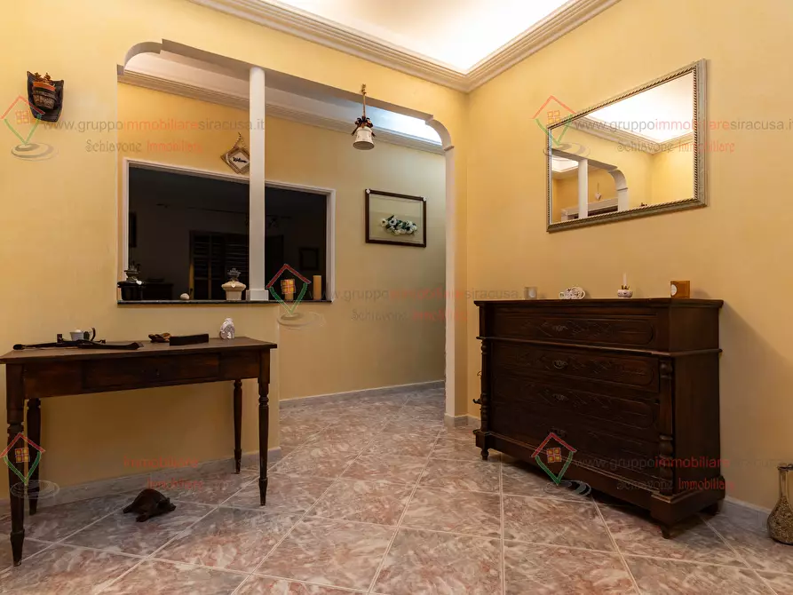 Immagine 10 di Appartamento in vendita  a Siracusa