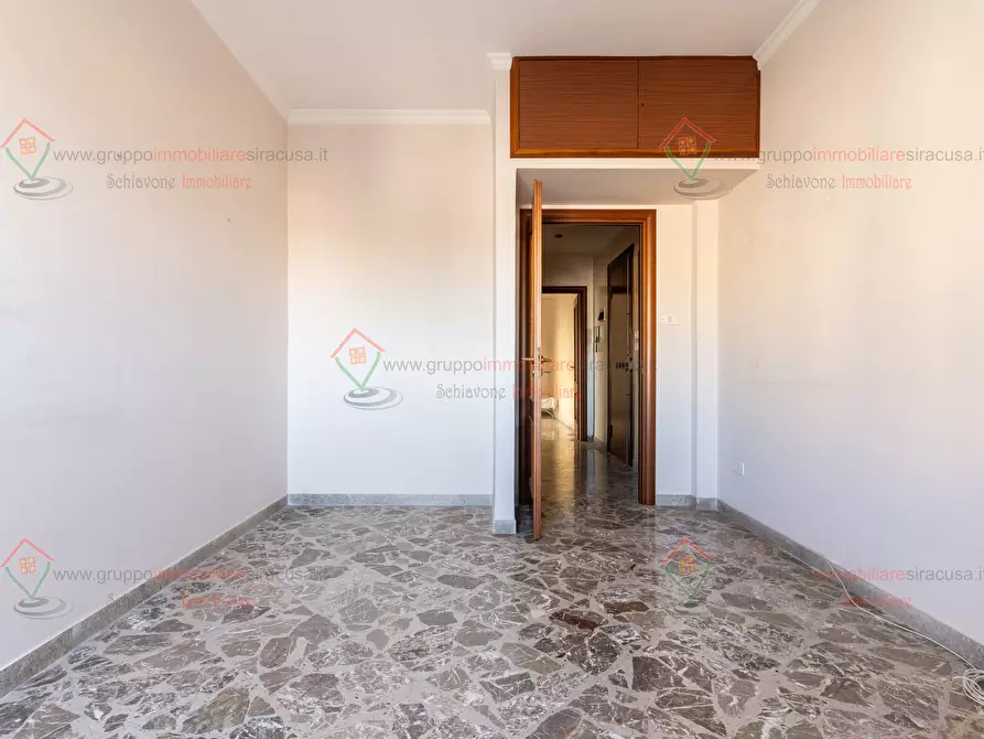 Immagine 10 di Pentalocale in vendita  a Siracusa