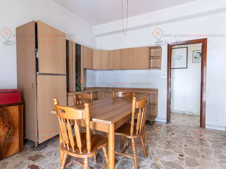 Immagine 15 di Quadrilocale in vendita  a Siracusa