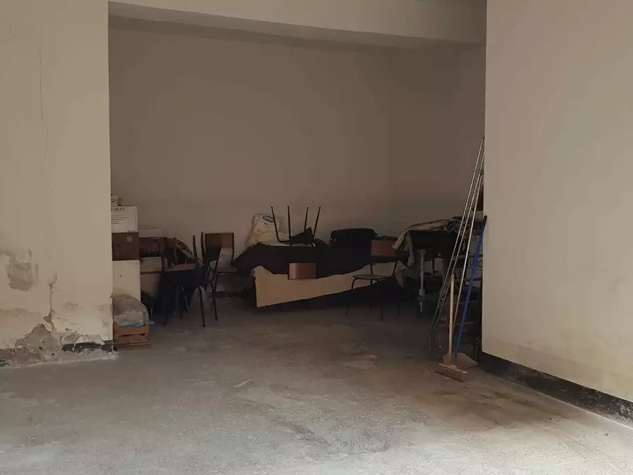 Immagine 8 di Garage in vendita  a Siracusa