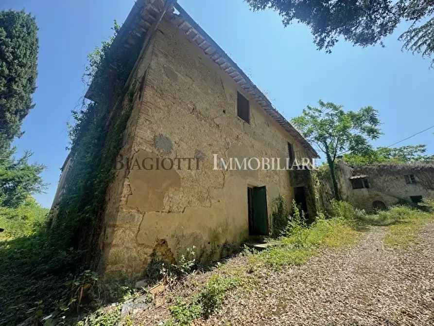 Immagine 3 di Rustico / casale in vendita  a Livorno