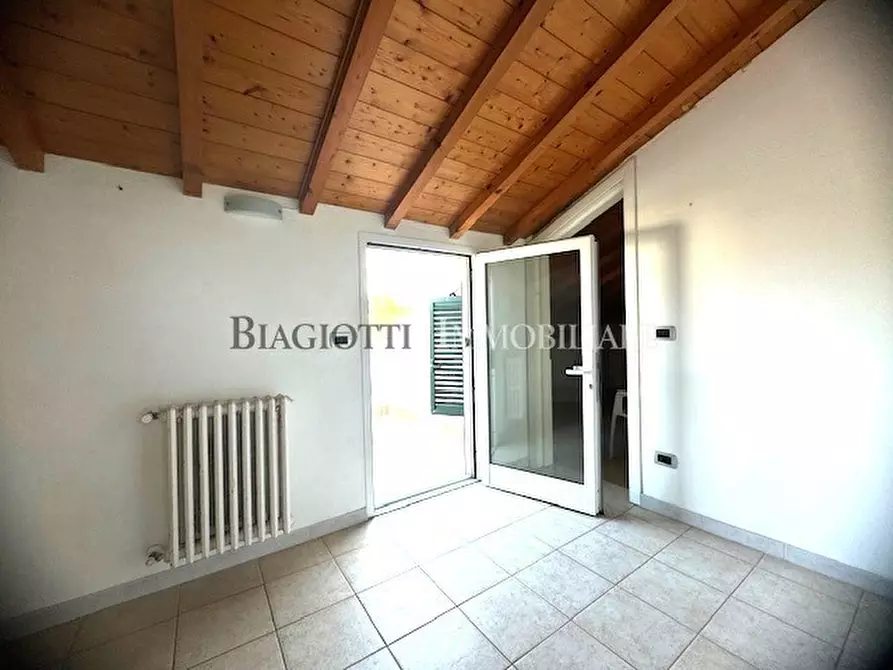 Immagine 71 di Casa semindipendente in vendita  a Livorno