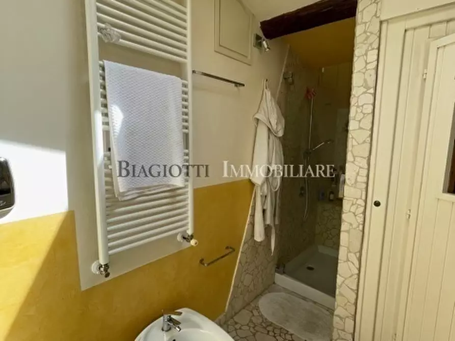 Immagine 22 di Attico in vendita  a Livorno