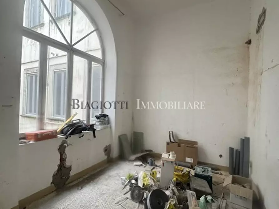 Immagine 8 di Trilocale in vendita  a Livorno
