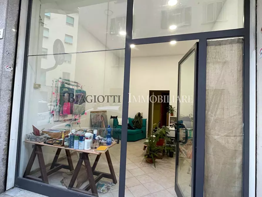 Immagine 1 di Capannone industriale in vendita  a Livorno