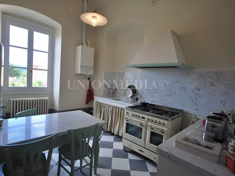 Immagine 8 di Appartamento in vendita  in via porta parma 12 a Sarzana