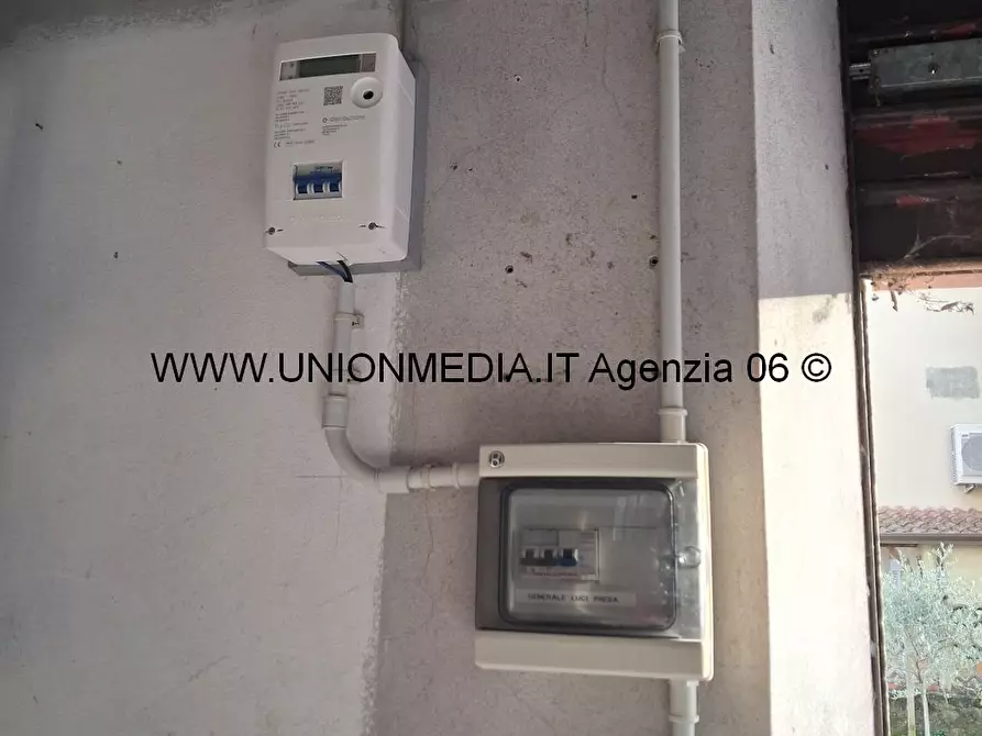 Immagine 8 di Magazzino in affitto  a Arcola