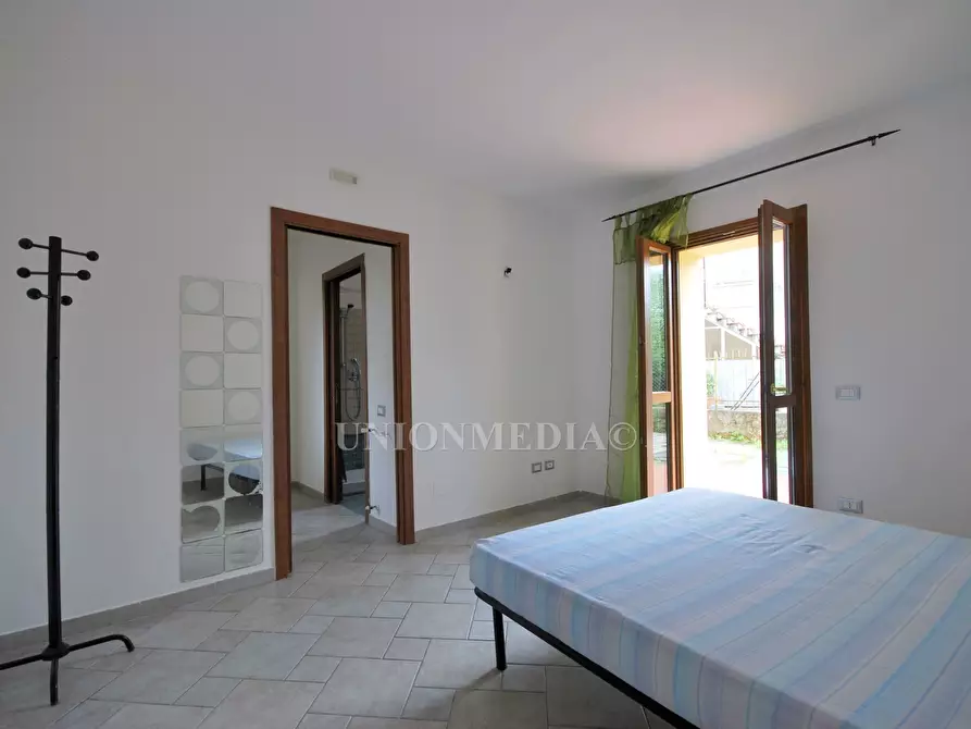 Immagine 7 di Appartamento in vendita  in Viale Giuseppe Mazzini a Sarzana