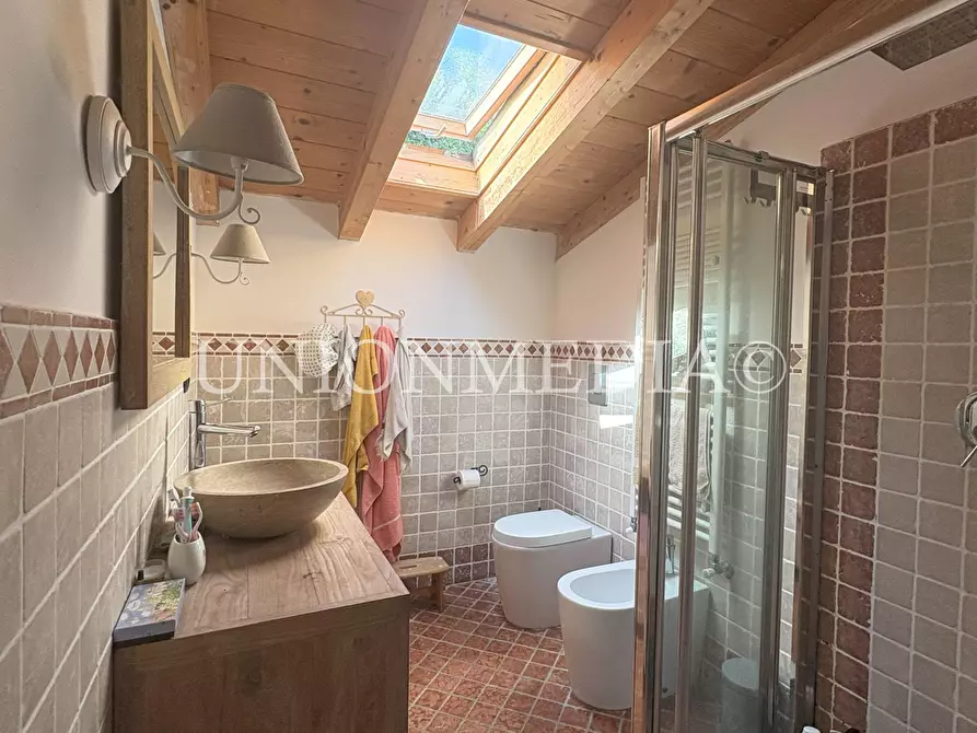 Immagine 27 di Villa in vendita  in Viale Vittorio Alfieri a Fosdinovo