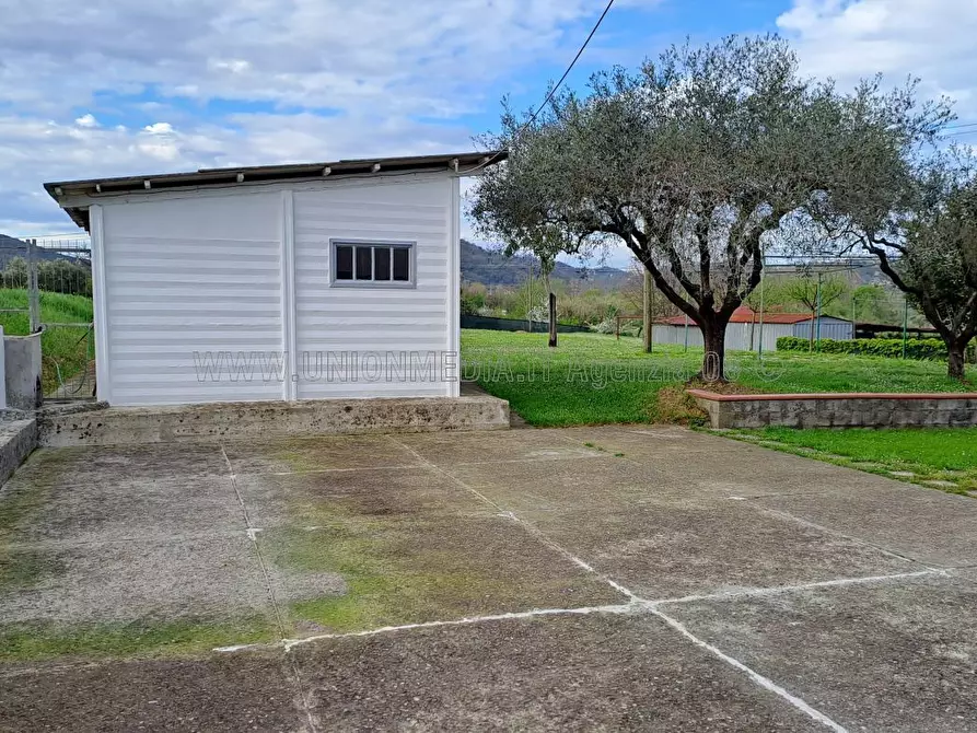 Immagine 39 di Casa indipendente in vendita  a Sarzana