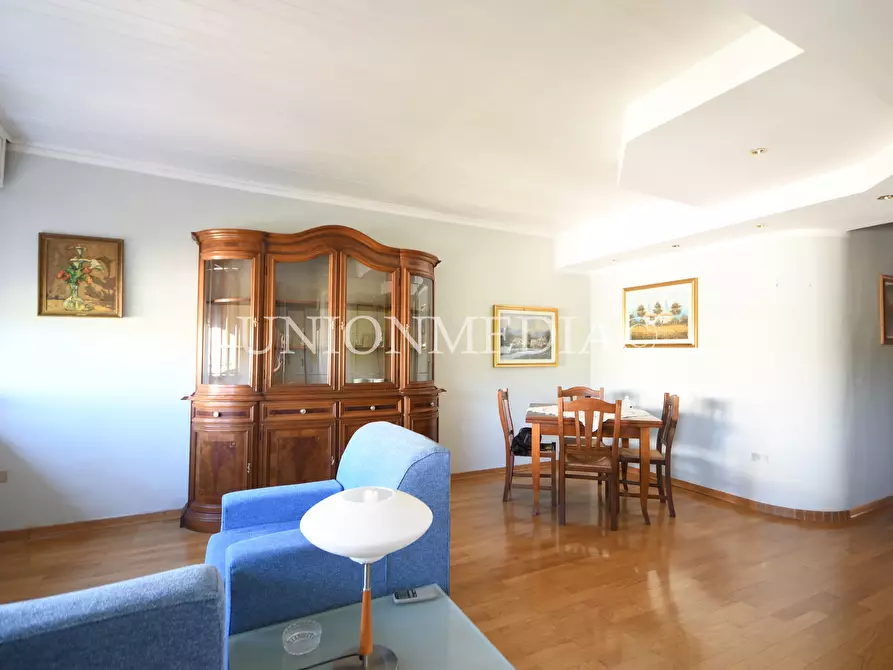 Immagine 1 di Appartamento in vendita  in via XXVII GENNAIO a Sarzana