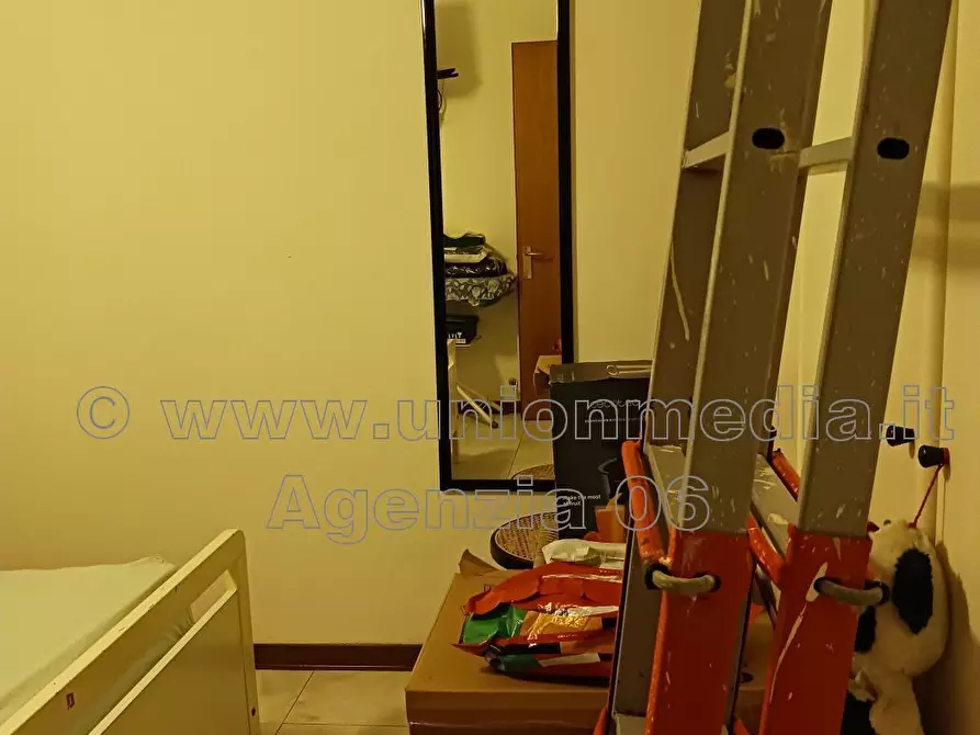 Immagine 10 di Appartamento in vendita  a Ortonovo