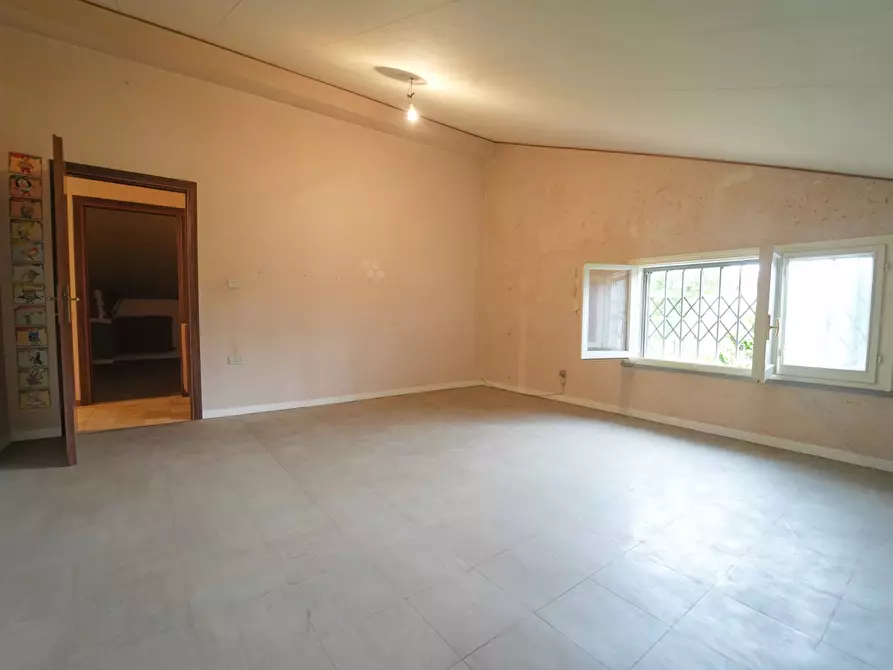 Immagine 47 di Villa in vendita  in Via di Mezzo 75 a Verucchio