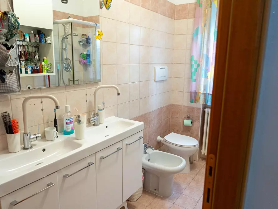 Immagine 7 di Trilocale in vendita  in Via Viola a Santarcangelo Di Romagna