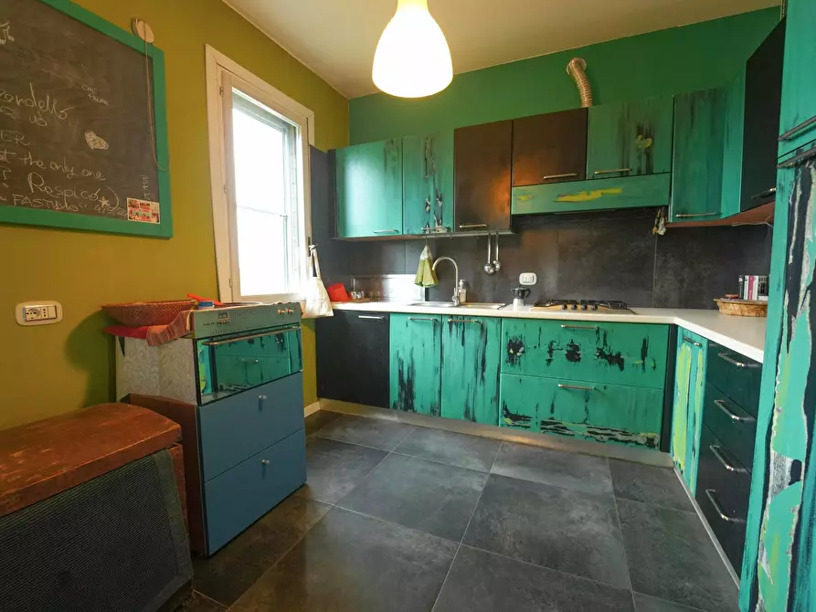 Immagine 10 di Quadrilocale in vendita  in Via dell'Edera 8 a Rimini