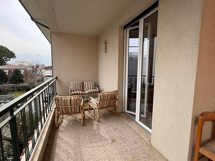 Immagine 21 di Trilocale in vendita  in Viale Carlo Goldoni 1 a Rimini