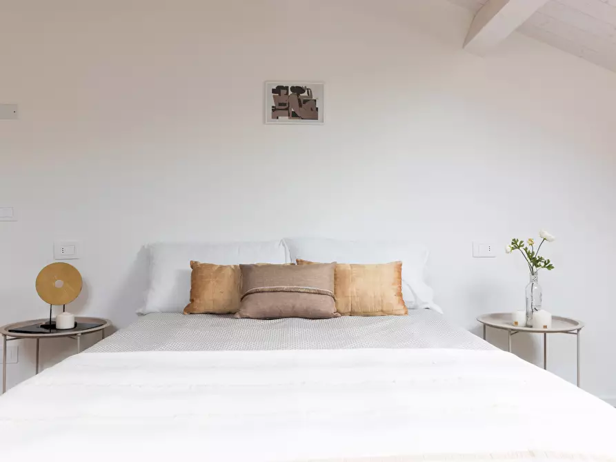 Immagine 34 di Quadrilocale in vendita  in Via Niccolò Tommaseo 100 a Rimini