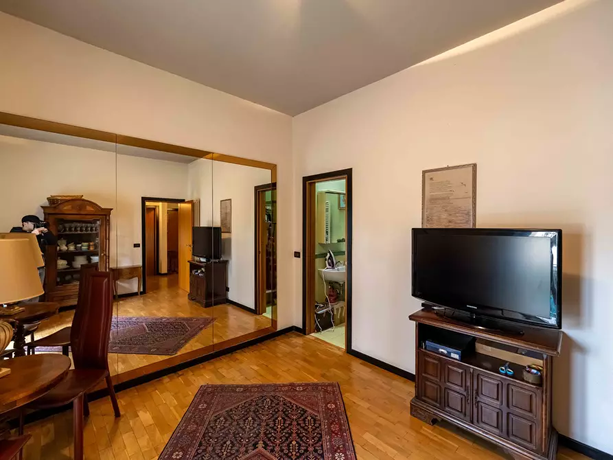 Immagine 10 di Quadrilocale in vendita  in Via Dante Alighieri 60 a Rimini