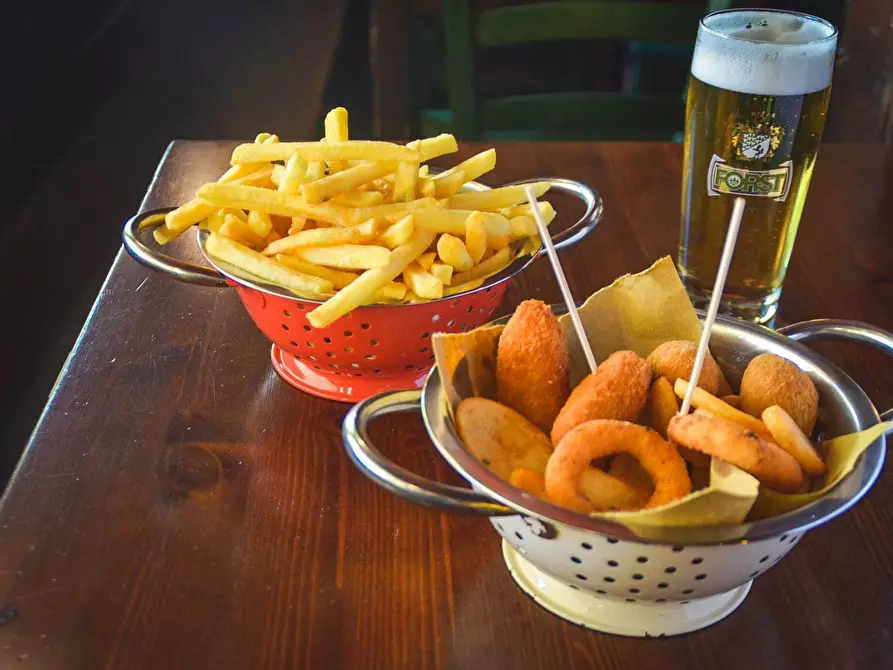 Immagine 25 di Bar / Ristorante in vendita  a Rimini