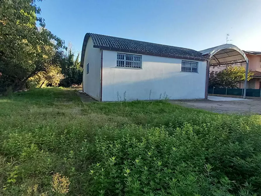 Immagine 4 di Attività artigianale in affitto  in Via Barcarola 22 a Rimini