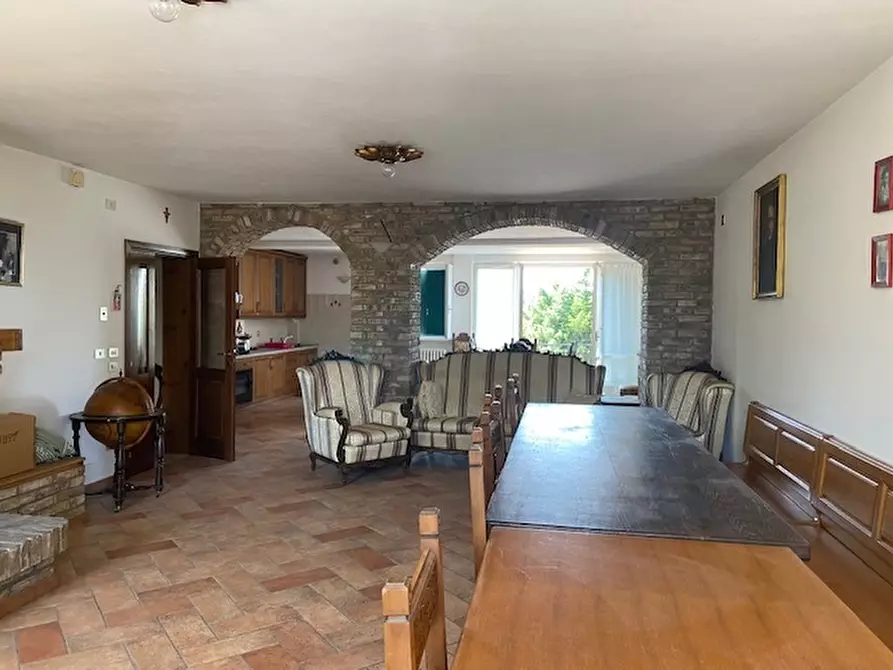 Immagine 10 di Rustico / casale in vendita  in Via Sant'Andrea in Villis a Fano