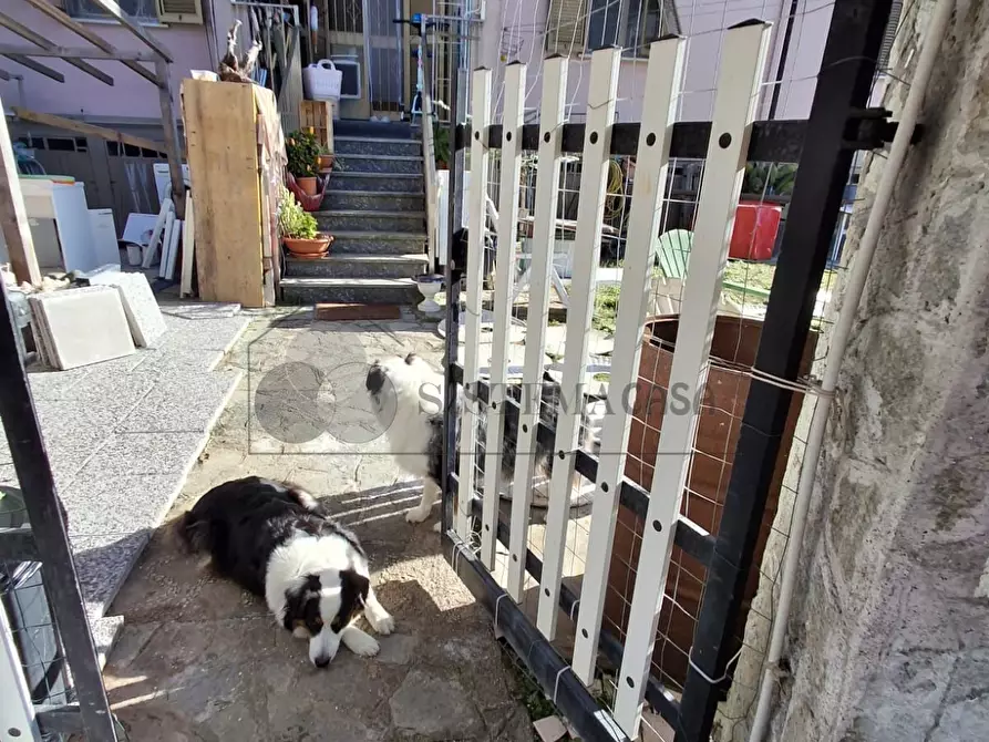 Immagine 23 di Porzione di casa in vendita  a Follo